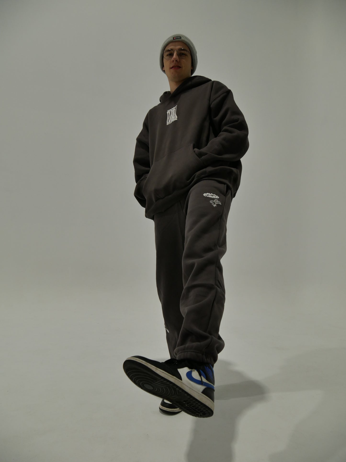 THE CHARCOAL TRACKIES